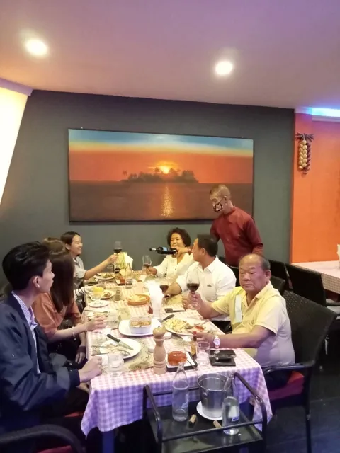 Grottino Pizzeria and Osteria