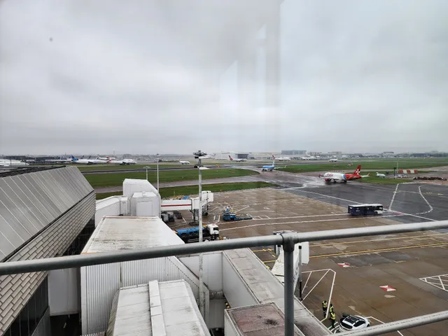 View Heathrow Observation Deck