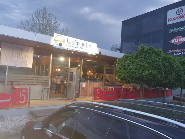 La palu Restaurant bar lounge