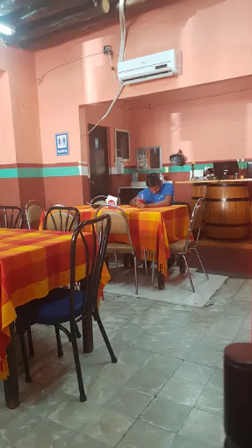 Restaurante y Pizzeria Chavez