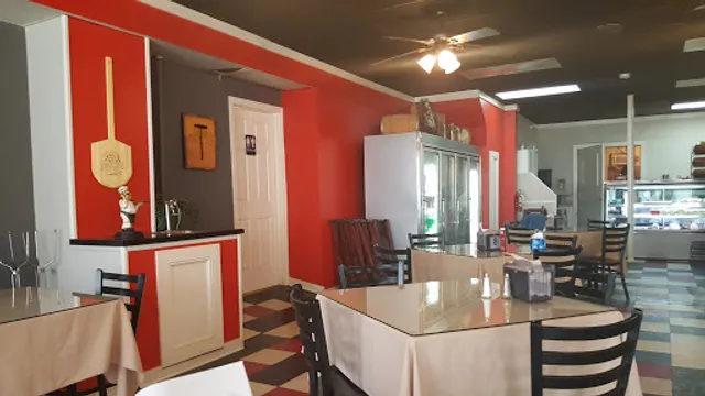 Duke's Pizzeria & Restaurant