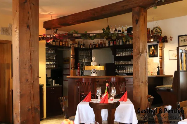 Gasthof „Zum Saalestrand“ Pension & Bowling