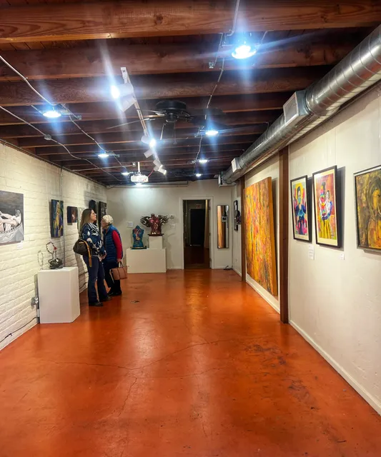 De La Vega Gallery