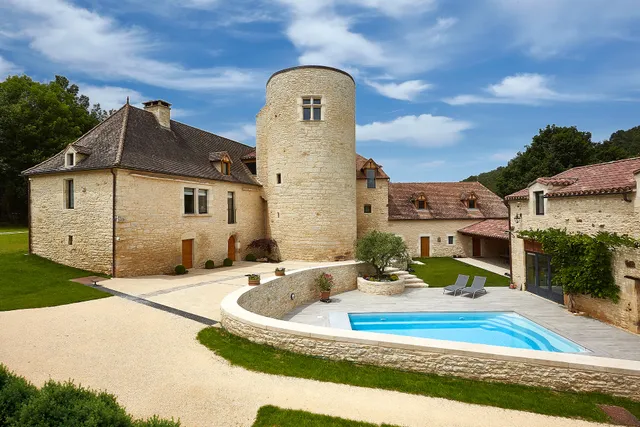 LA TOUR DE GINAILLAC