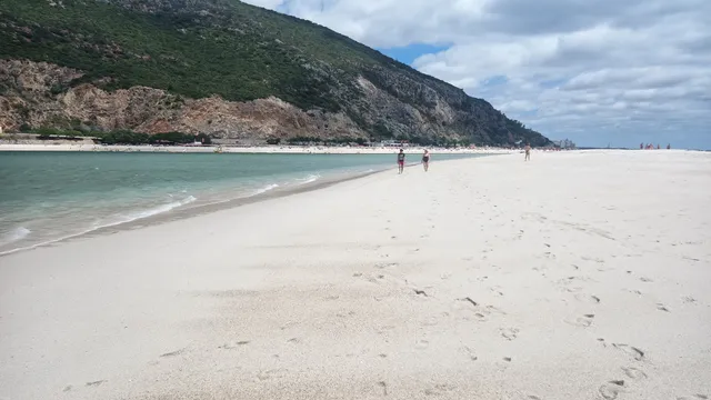 Praia da Figueirinha