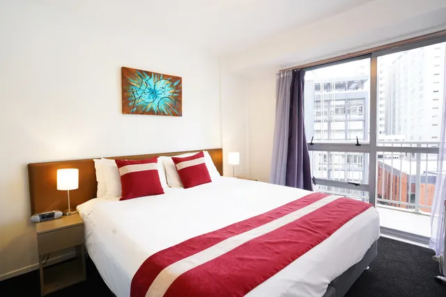 Bianco off Queen Serviced Apartments