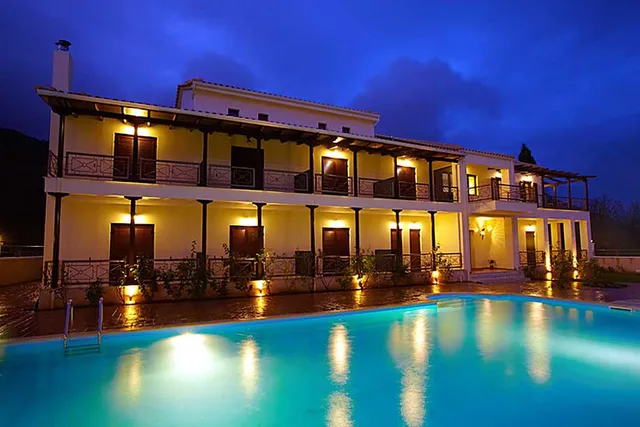 ΞΕΝΩΝΑΣ Ο ΜΙΧΟΜΠΕΗΣ