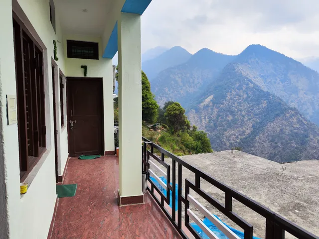 Mandakini restaurant and lodge