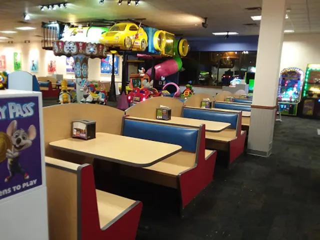 Chuck E. Cheese