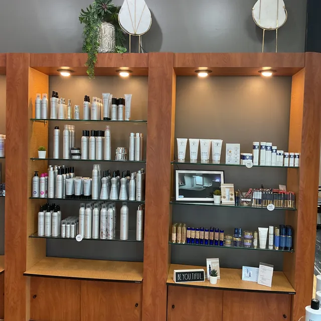 Golden Tress Salon Spa