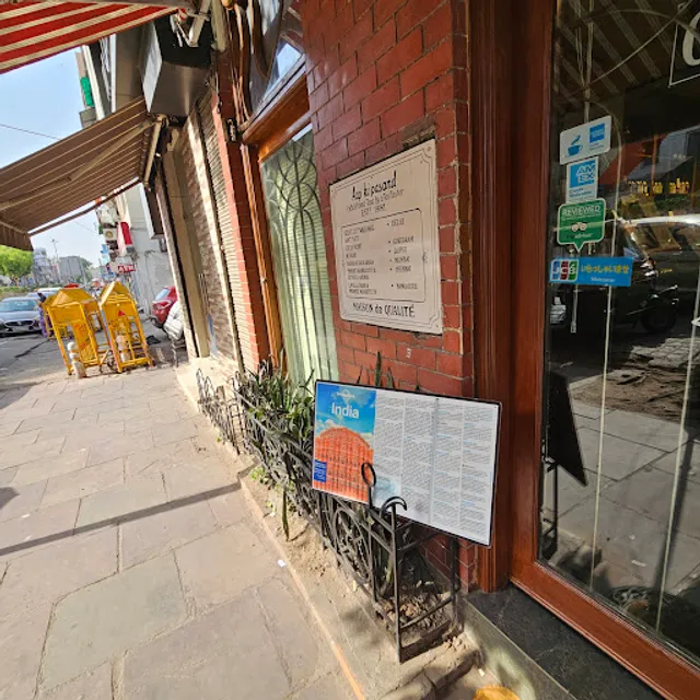Aap Ki Pasand Tea Gallery (India's Oldest Gourmet Tea Store), Sancha Tea
