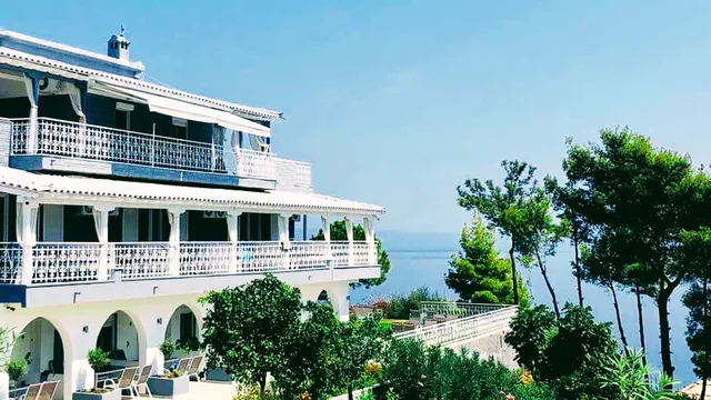 Aelia Sea View Studios