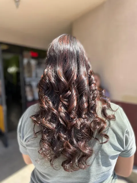 Sister's Beauty Salon