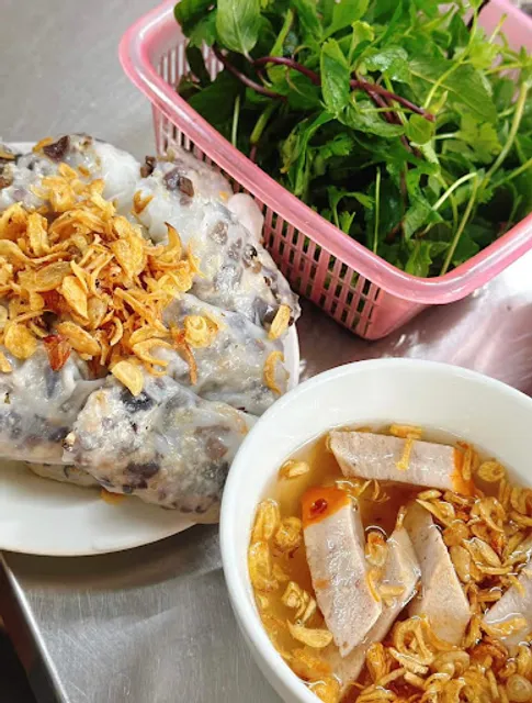 Hà Anh: Bánh Cuốn Nóng, Gà Tần, Mỳ Gà Tần