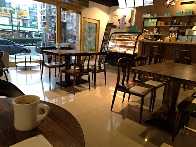 若木深夜咖啡廳