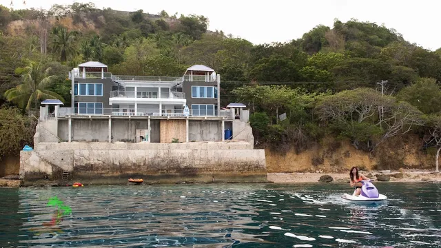 Jaynet Oceanview Resort