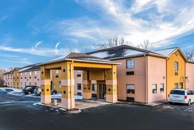 Suburban Studios Mason Hwy 42