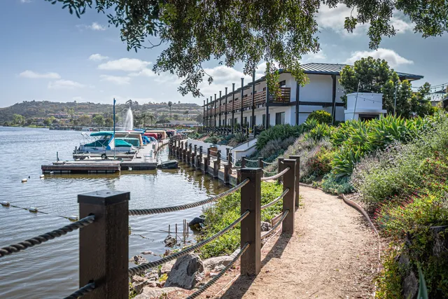 The Lodge at Lake San Marcos