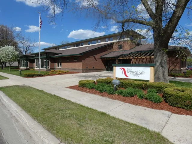 Redwood Falls Public Library