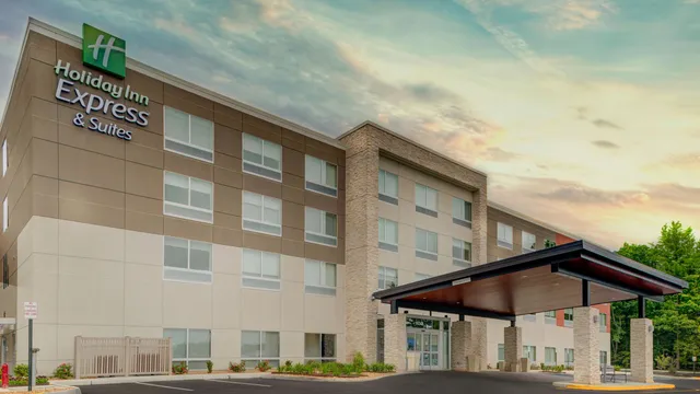 Holiday Inn Express & Suites King George - Dahlgren by IHG