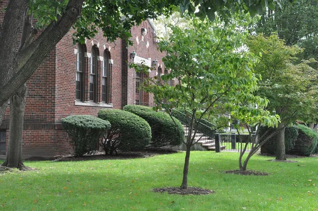 Louis Bay 2nd Public Library & Community Center