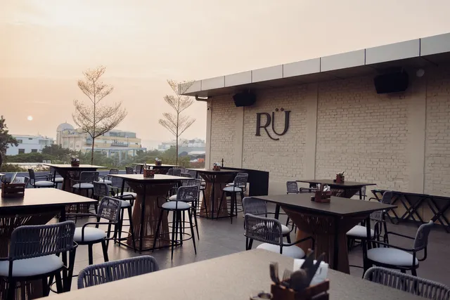 Rü - Craft Bar • Art Cuisine