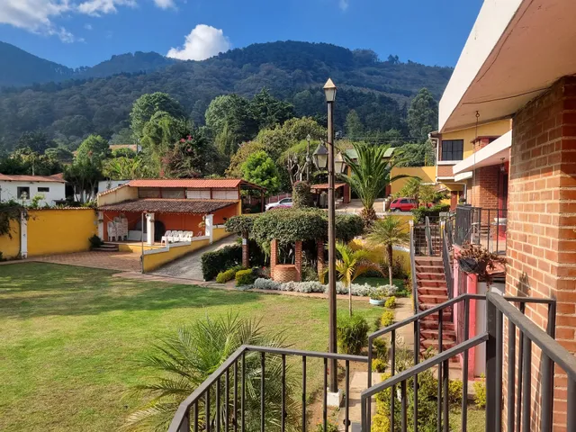 Hotel Y Restaurante Vista A Los Volcanes