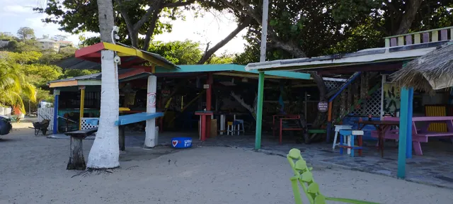 Off D Hook Bar & Grill