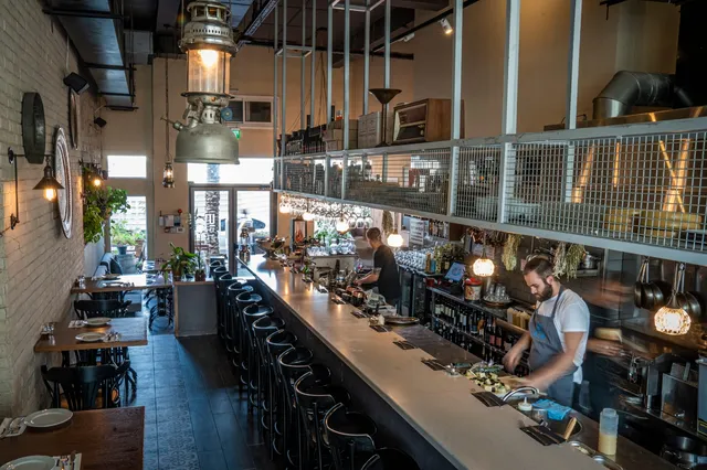 לוקס LUX - חיפה