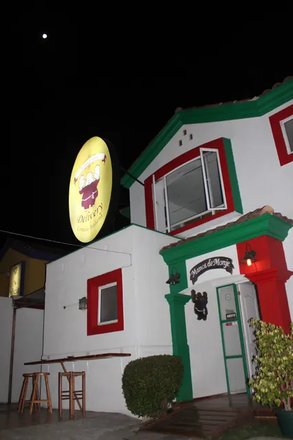 Manos de Monje Providencia