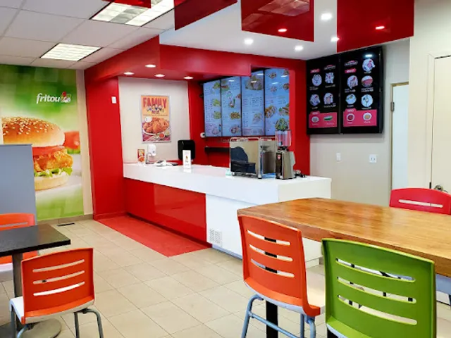 Pizza 17 & Fritou Forest Lawn -Pasta/Burgers/Poutines