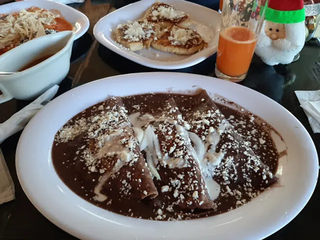 La Casa del Arbol Restaurante