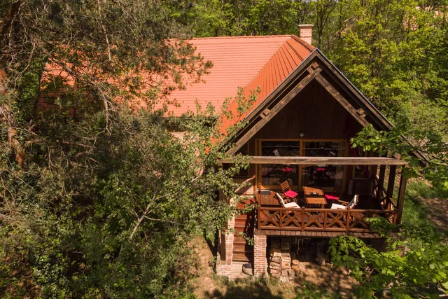 Fenyőrügy Vendégház