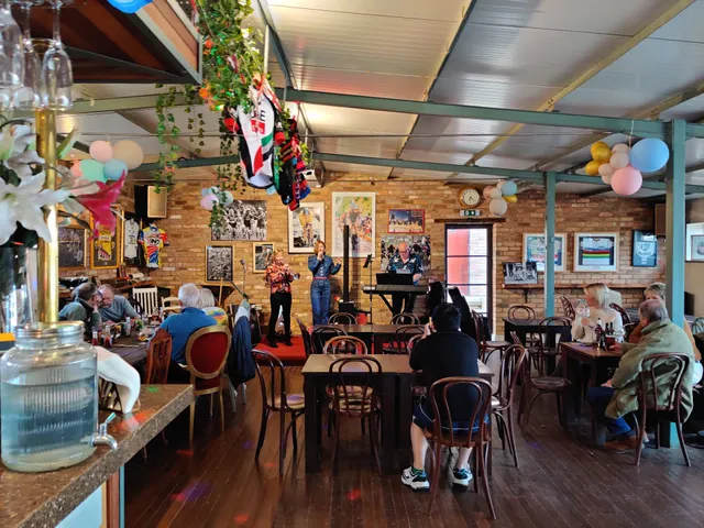 Cafe Belge, The Barns