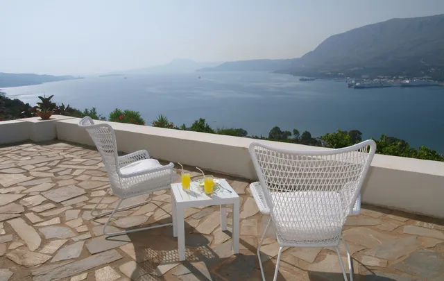 Panoramic Seaview Holiday House