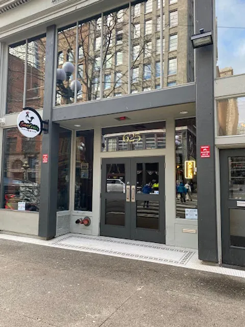 Señor Carbón Peruvian Cuisine