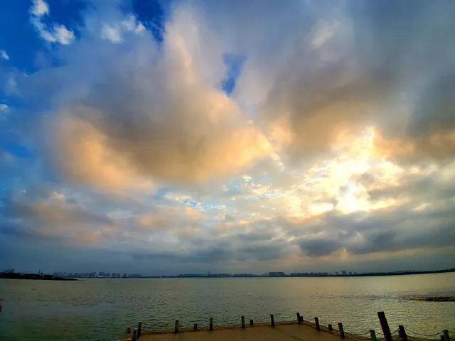 Middle Yangcheng Lake