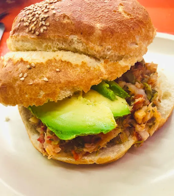 Tortas y Cemitas Ma. Esther