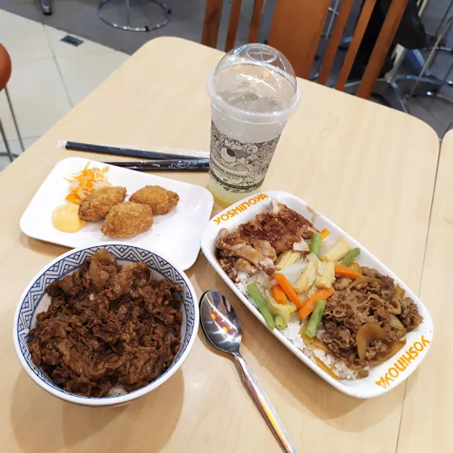 Yoshinoya - BG Junction
