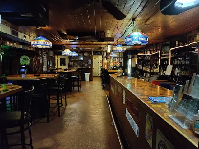 Ralph's Stand Up Bar