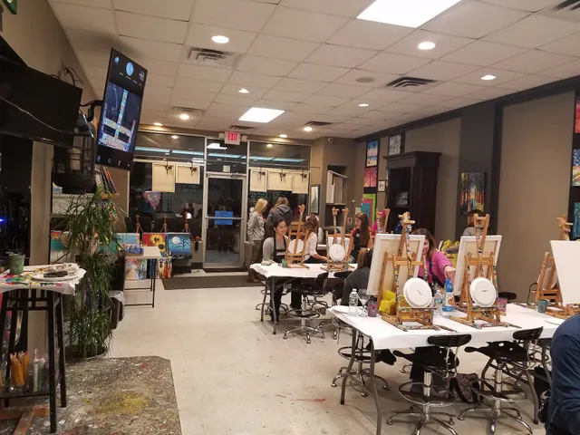 Brush Crushh Paint and Sip