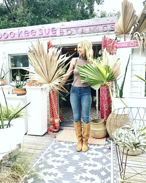 boo kee sue BOTANICS