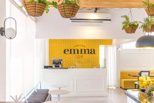Emma Food Cafe