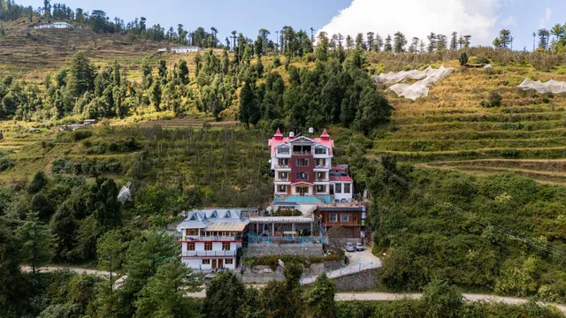 Wood Crista Retreat Kufri