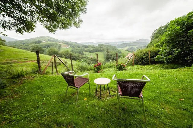 Pikuko Borda Landa Etxea