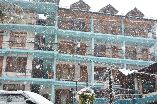 Hotel Neelgiri Manali ( Manali Diaries )