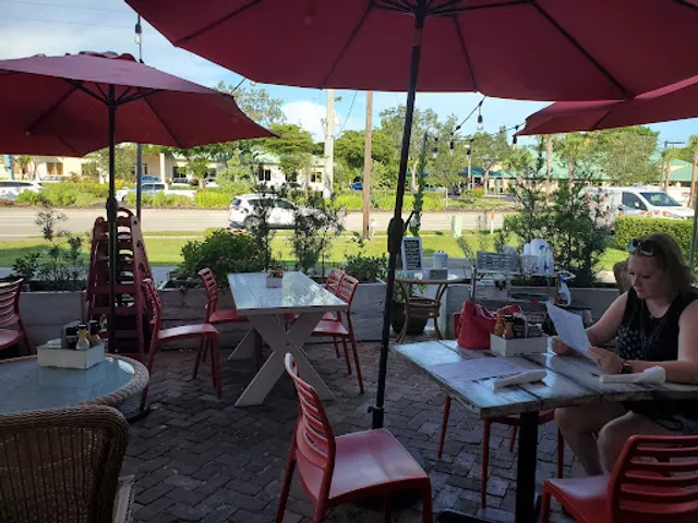 The Rooster Food+Drink