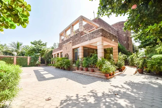 Karni Bhawan Heritage Hotel