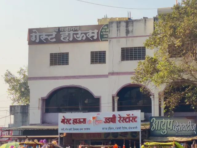 Jai Gajanan Guest House