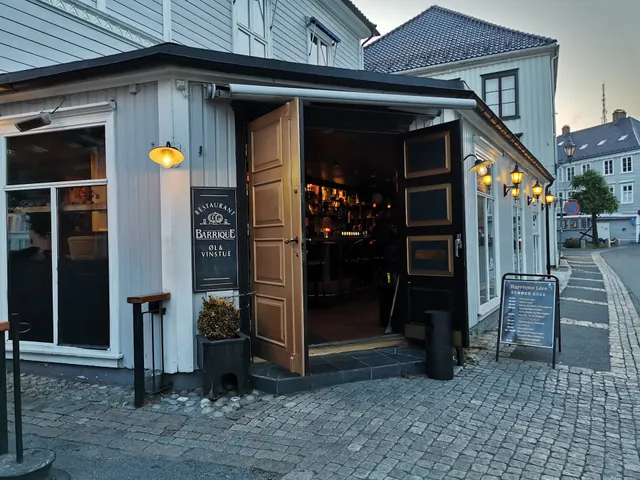 Barrique beer and wine club